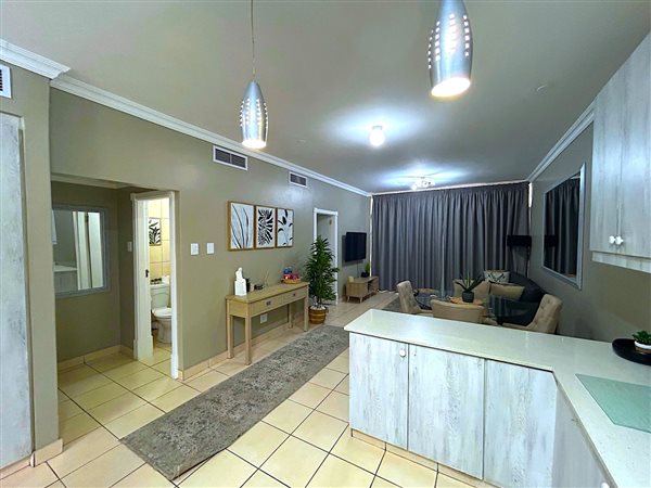 To Let 2 Bedroom Property for Rent in Waterfront Western Cape